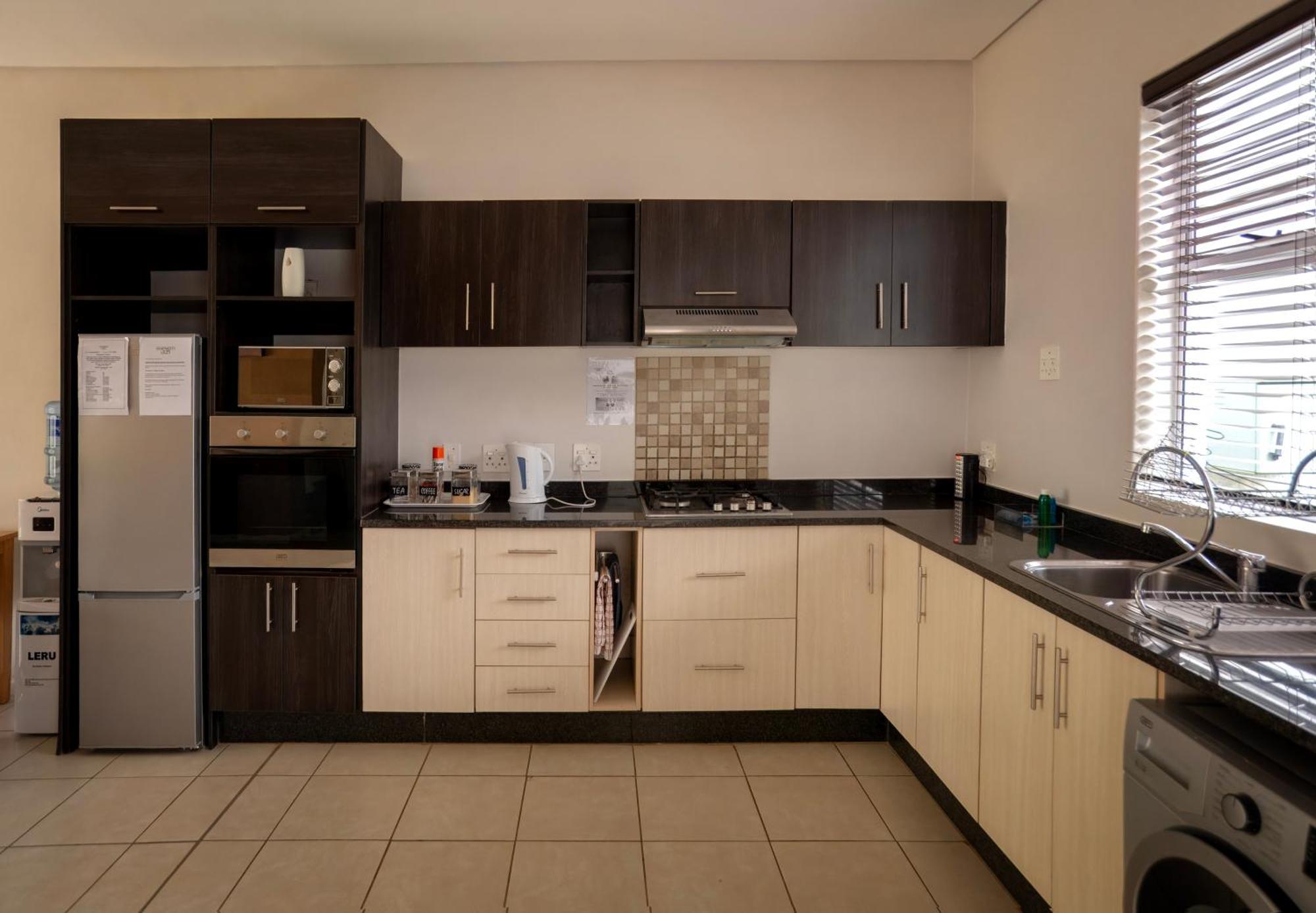 Apartments @ 125 Gaborone Exterior photo